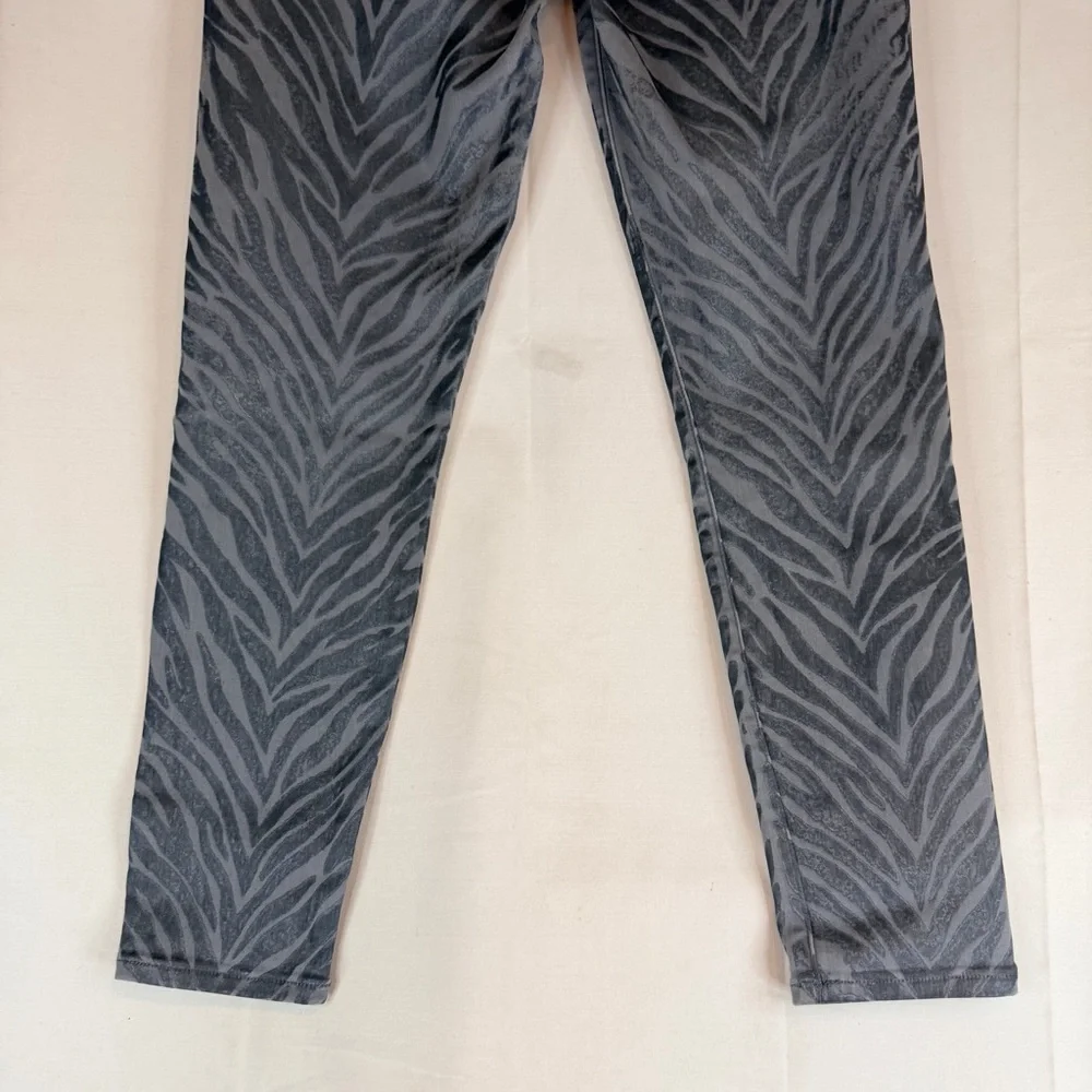 7 FOR ALL MANKIND Women’s Size 29 Denim Jeans Zebra Pattern Skinny Stretch